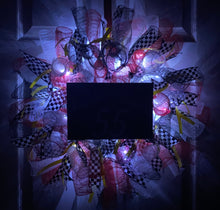 Load image into Gallery viewer, Memorial Wreath
